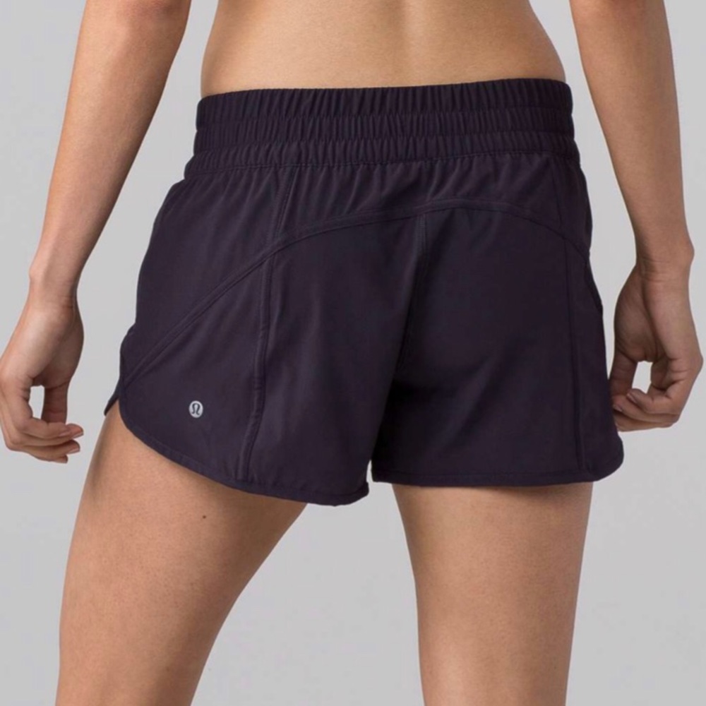 Lululemon Tracker V Short EUC 6 Boseyberry 4”